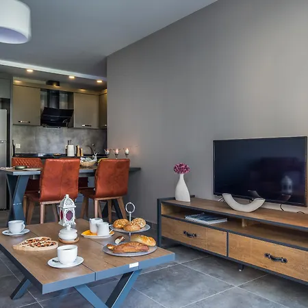 Lara Homes